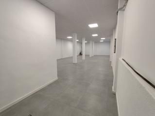 Alquiler Local Comercial en Perams. Local en calle fradera y llanes junto a plaza de catalunya