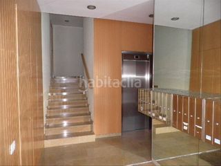 Flat in Estadi-Santa Anna. Vivienda de año 2007 alquilada, venta a inversor para cobrar alq