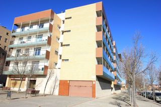 Miete Autoparkplatz in Carrer menendez i pelayo 6. Parking 12 en c. menendez pelayo 6, para coche mediano
