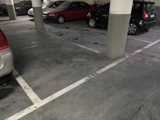 Miete Autoparkplatz in Carrer gravina 6. Parking para coche pequeo en calle gravina 6