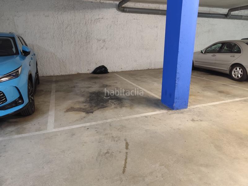 Foto 85d3ae8d-d642-4379-9dc7-a0708c6268ab. Alquiler parking coche en carrer castaños 102 parking para coche grande o muy grande, mide 2,57 x 5 metros en Mataró