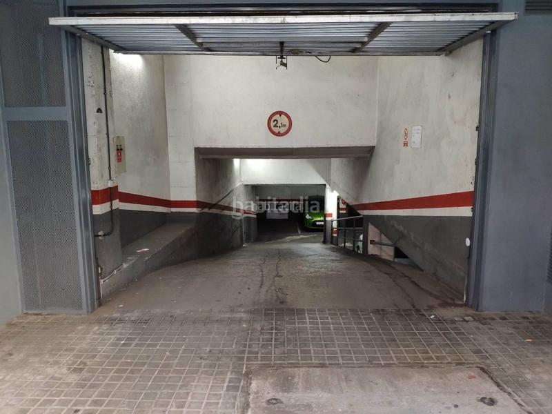 Foto e8e1fda6-4e28-4c38-8d53-9cfc975970ae. Alquiler parking coche en carrer sant cugat 88 parking para coche medianopequeño num 33 en c st cugat 88 2 en Mataró