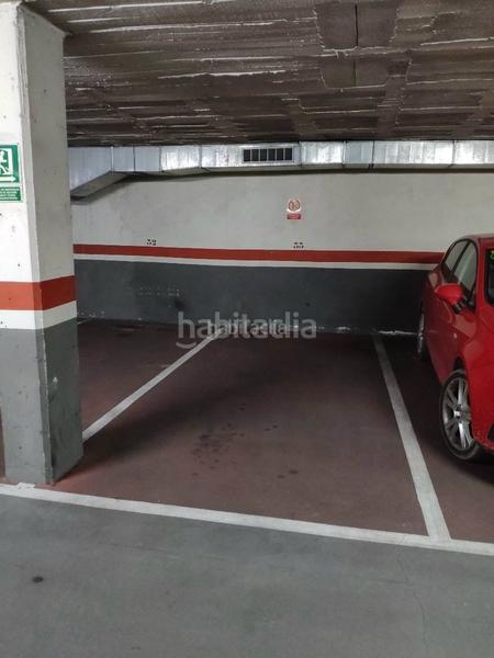 Foto f3e258a0-089e-406f-85f0-a24851d6869a. Alquiler parking coche en carrer sant cugat 88 parking para coche medianopequeño num 33 en c st cugat 88 2 en Mataró
