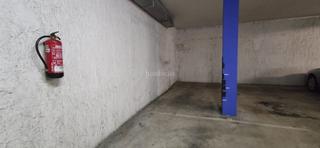 Location Parking voiture à Carrer castaños 108. Parking sólo para coche pequeño, smart o parecido