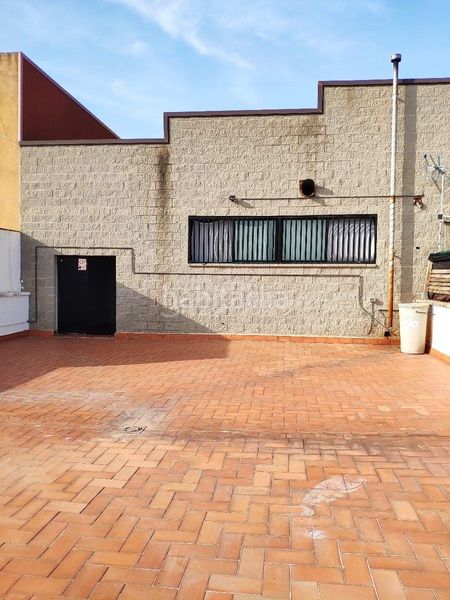 Foto 6bad0116-c356-4482-8b6c-3cf644b9d288. Location bâtiment à usage industriel dans Rocafonda Mataró