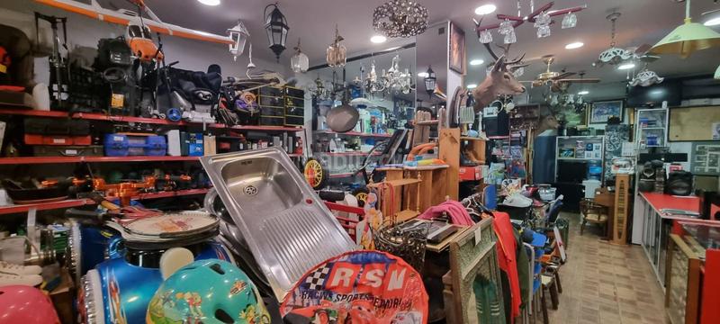 Foto 5dfd3b4c-0b0f-49f7-b2d0-9e2c0ba447a2. Local comercial se vende local comercial en . en Torrijos