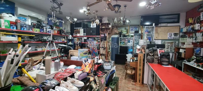 Foto bb4698b4-e9bc-4eb8-9fd8-d5c32e0c5282. Local comercial se vende local comercial en . en Torrijos