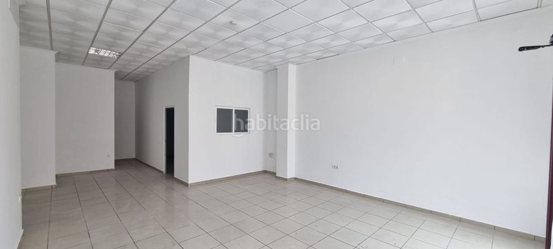 Foto 17b8cd1d-c1a3-484d-97e5-e1ee678077a9. Local comercial a Torrijos