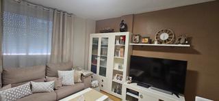 Appartement  Olvido. Se vende piso completamente amueblado en gerindote.
