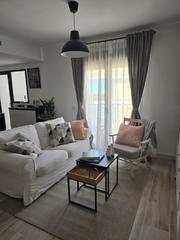 Location Appartement  De la estación. Se alquila piso completamente reformado y amueblado en torrijos.