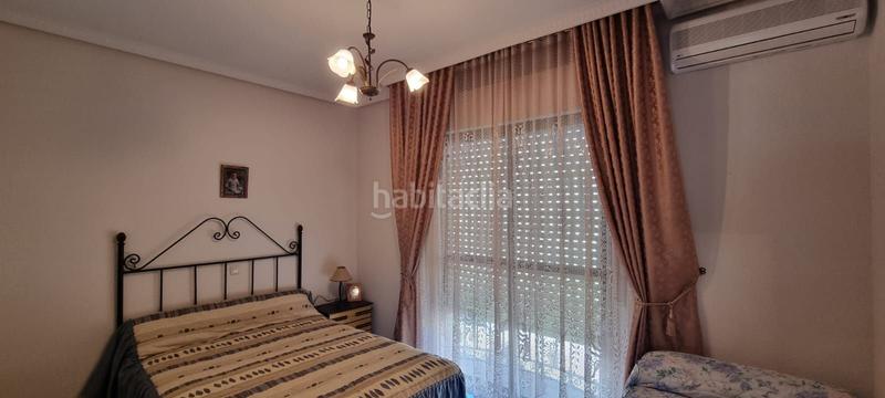 Foto b5ee3b93-b36b-4e1e-b88f-1fe06779550e. Casa con riscaldamento in Alcabón