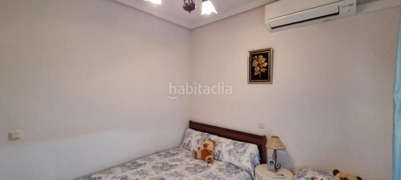 Foto edd24ef2-a3b7-46cc-9d2d-b7f89b2fdc0f. Casa con riscaldamento in Alcabón