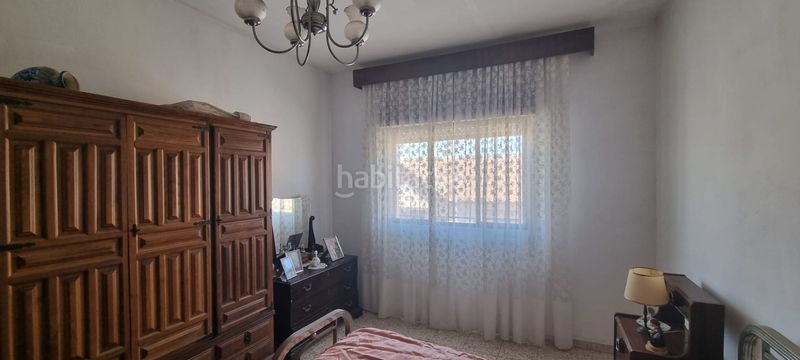 Foto 71c31a8f-edca-4b9b-b69b-ab57a5e6cf1b. Masia a Torrijos