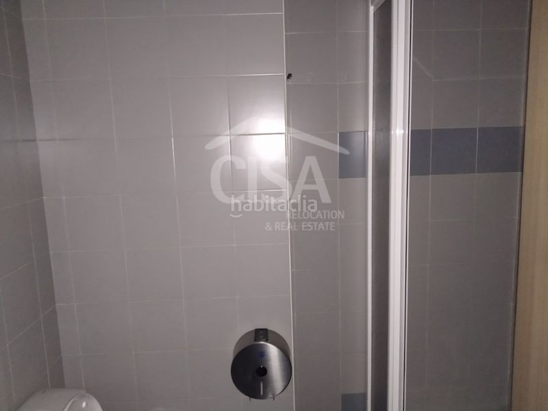 Foto b850bd8b-14b3-4627-a4ea-77832e0876ff. Rent business premise in avinguda verge de canòlich 53 in Sant Julià de Lòria