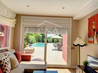Maison à Calle baix de 25. Magnífica finca con 3 propiedades independientes y gran jardín