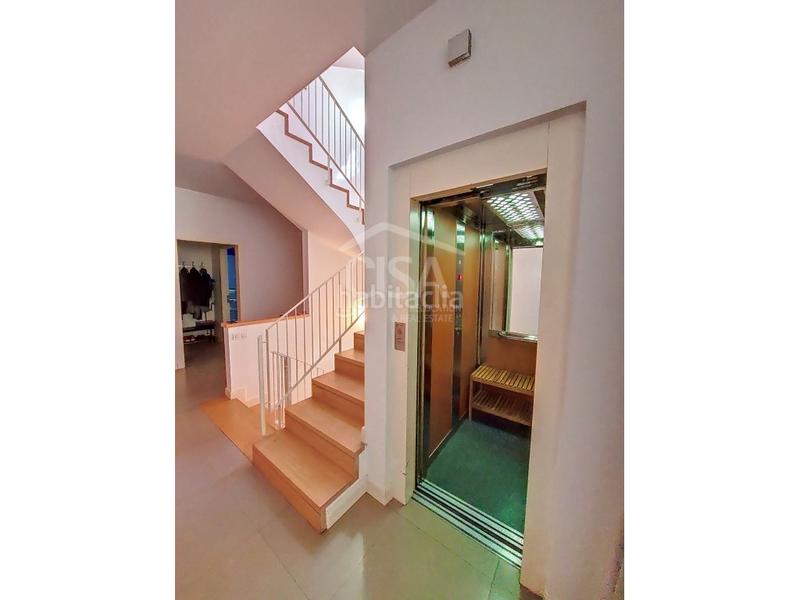 Foto 1bcfaf52-e7b3-48c6-a14d-90de0d8e0462. Casa en calle general moragues 3 amplia casa con gran jardín en la seu durgell cerca de todos los servicios en Seu d´Urgell (La)