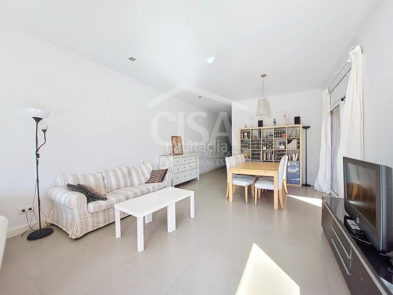 Foto a0d5c048-11bb-490a-9f84-c8350abf41ff. Casa en calle general moragues 3 amplia casa con gran jardín en la seu durgell cerca de todos los servicios en Seu d´Urgell (La)