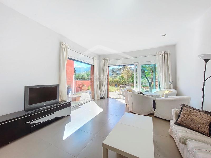 Foto c343ca58-4ff5-4622-820e-92f0b113e128. Casa en calle general moragues 3 amplia casa con gran jardín en la seu durgell cerca de todos los servicios en Seu d´Urgell (La)