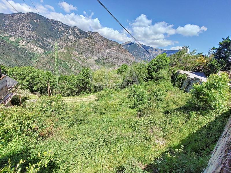 Foto 027b5b3e-d4f6-4df2-b69f-fb98da7a0c50. Terrain résidentiel dans carretera de certés dans Sant Julià de Lòria