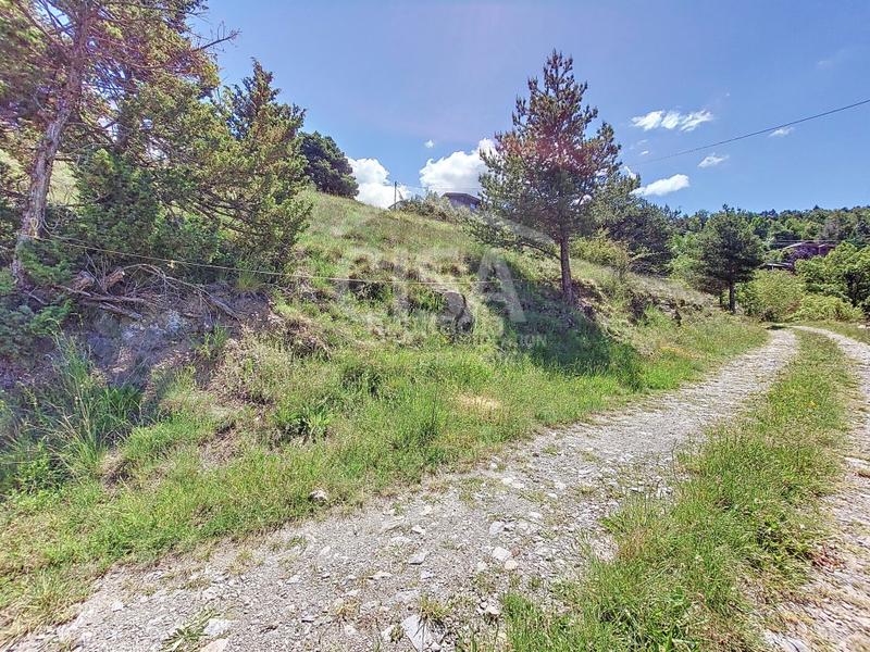 Foto 55e229a4-afbd-412a-bbe8-3563a76aa67c. Terrain résidentiel dans carretera de certés dans Sant Julià de Lòria