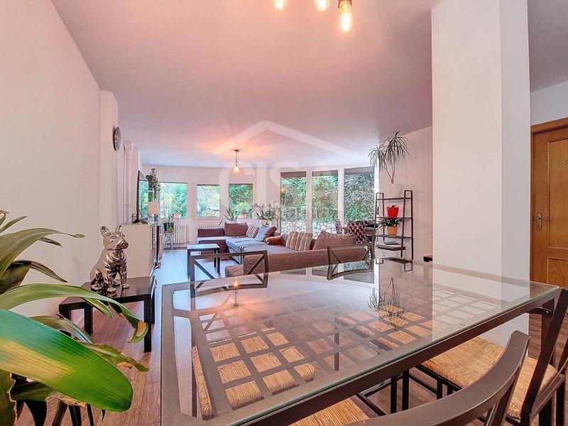 Foto b55fdb94-d692-4bac-bd0d-284ea23392cf. Appartement dans carretera del coll d'Ordino dans Ordino-ansalonga-sornás Ordino