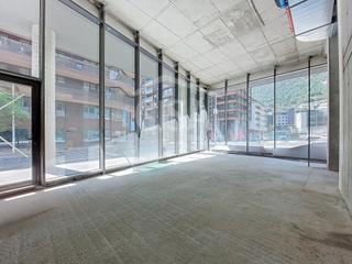 Miete Geschäftsraum in Avinguda de les nacions unides. Exclusivo local comercial en alquiler en el corazón de la ciudad