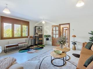 Casa a Carretera de la peguera 74-82. Casa de obra nueva para estrenar en aixirivall Casa a Carretera de la peguera 74-82. Casa de obra nueva para estrenar en aixirivall