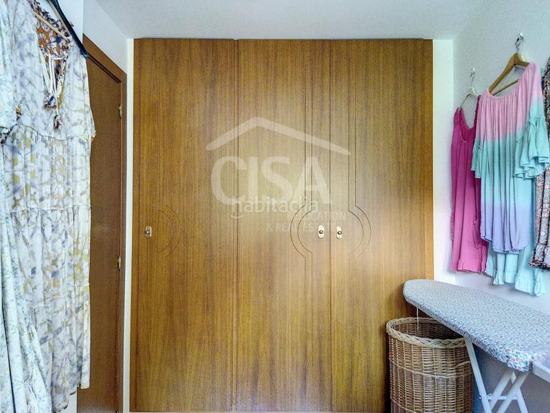 Foto 3fded7cc-f6a8-4572-8423-9f4314c4a0f1. Casa amb aparcament a Canillo Canillo