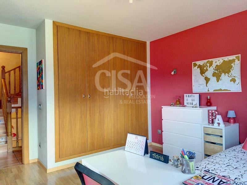 Foto dc5a9135-2f88-4367-af03-2e85287e628a. Casa amb aparcament a Canillo Canillo