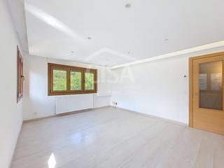 Location Appartement à Carretera d'engolasters. Piso de alquiler con 3 habitaciones a escaldes