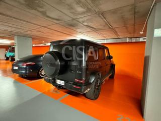 Autoparkplatz  Av. de les nacions unides, 16 16. Plaza de aparcamiento en el centro de escaldesengordany