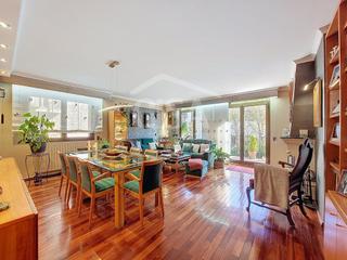 Appartement  Avinguda verge de canòlich 8-10. Piso amplio y elegante con terrazas