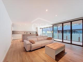 Affitto Appartamento  Av. del consell de la terra, 16-14 16-14. Piso exclusivo de obra nueva de 3 habitaciones en el centro