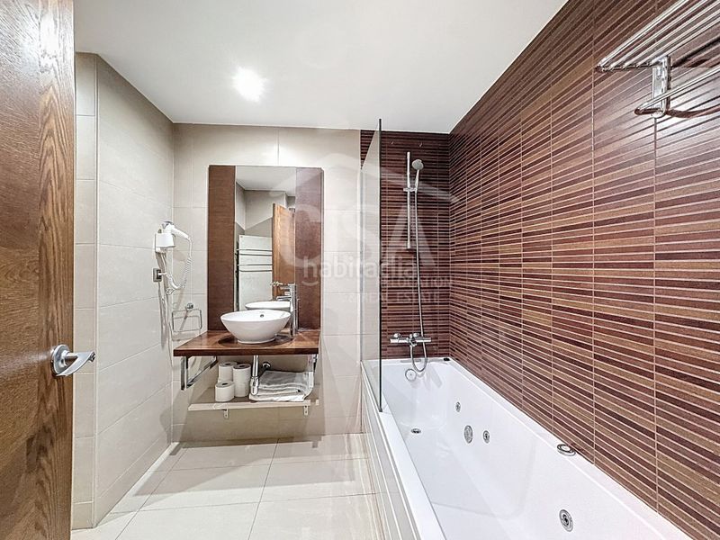 Foto 27ab8408-4238-4ad2-ada6-b1b19d53e1ac. Lloguer pis a bordes de envalira 132 a Soldeu-Incles Canillo