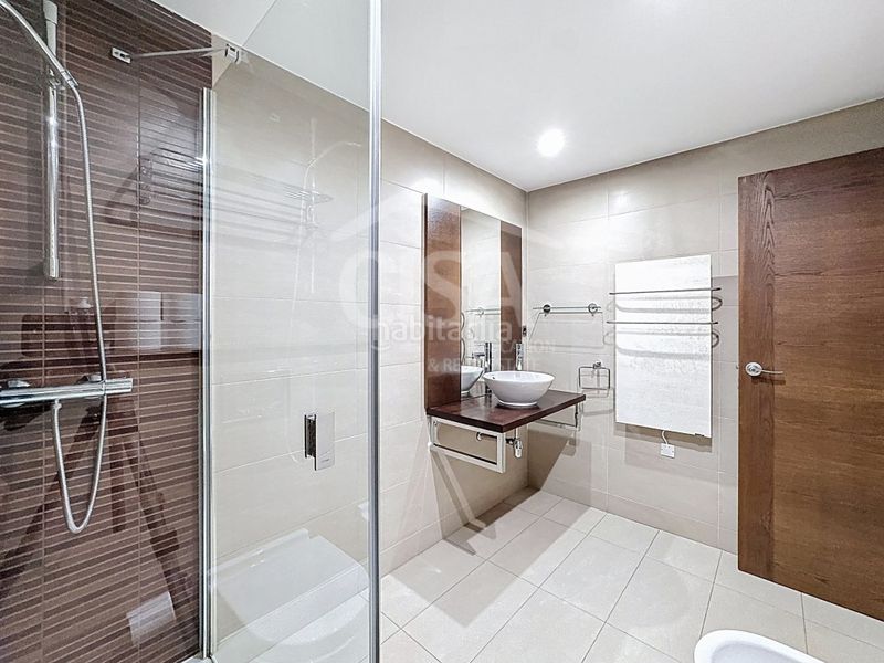 Foto ab0990e4-d19a-4880-a3ea-123566b351ce. Lloguer pis a bordes de envalira 132 a Soldeu-Incles Canillo