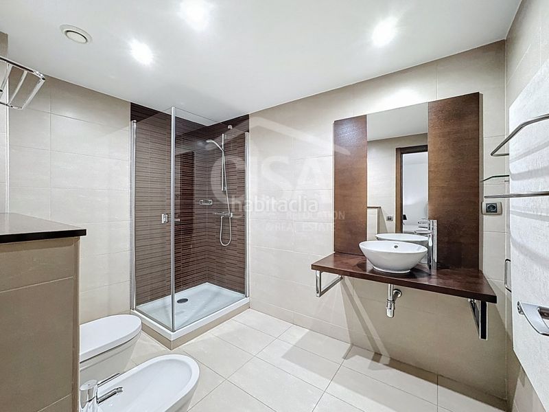 Foto ddee59c0-a5b6-4c76-91b9-918fccea8f15. Lloguer pis a bordes de envalira 132 a Soldeu-Incles Canillo