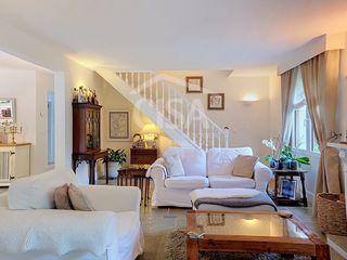 Maison  Urb. super pal, 13-23 13-23. Exclusiva casa independiente a pal en venta