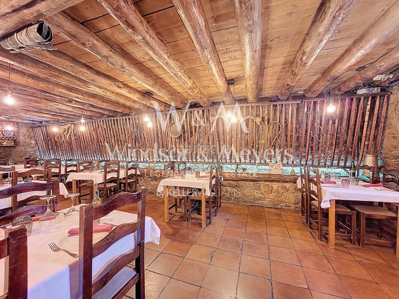 Foto 03b3fee6-f0be-45c6-ad39-2ebaa6786382. Location local commercial dans carrer sant miquel dans Encamp