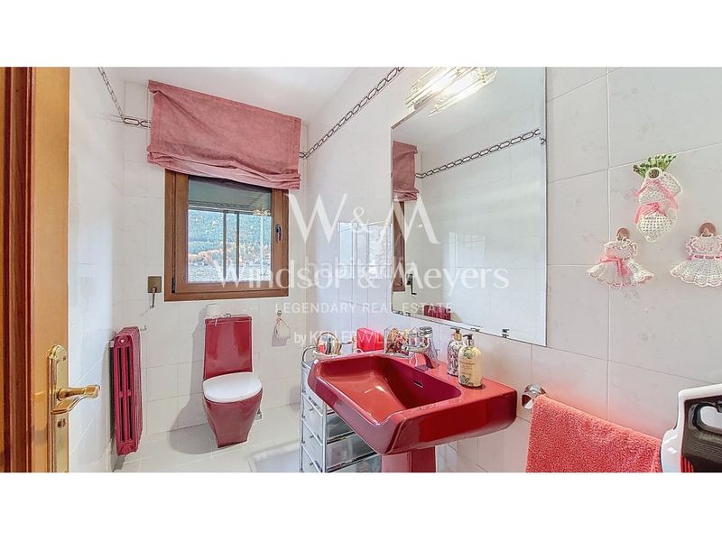 Foto f258bb3e-2d74-412c-ab66-487458577b4c. Casa en camí dels plans casa independiente con gran jardin y muy soleada. en La Massana