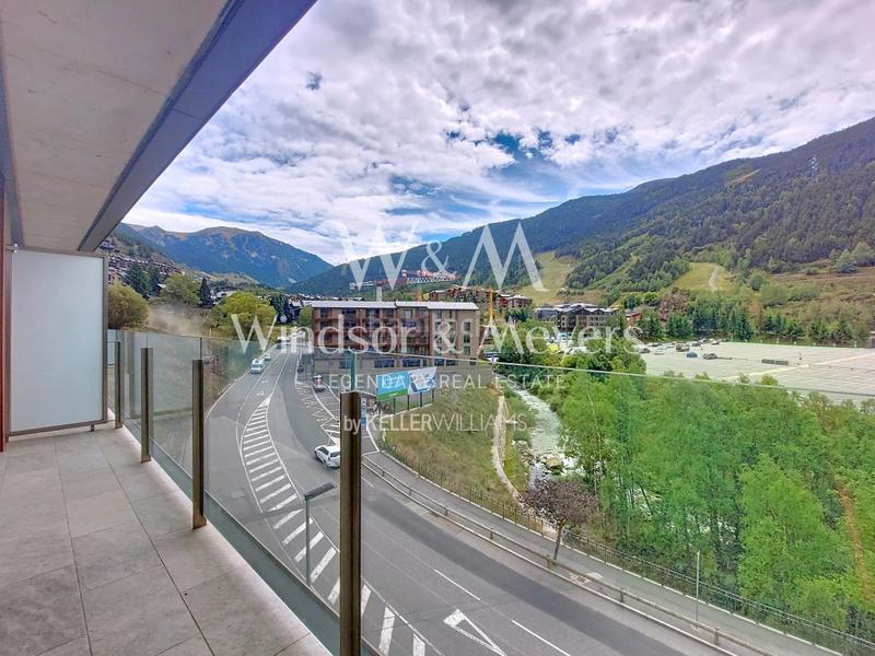 Foto 2d1cd6e1-92bb-44fc-8b32-383678c94841. Etagenwohnung in cg-2 in El Tarter Canillo