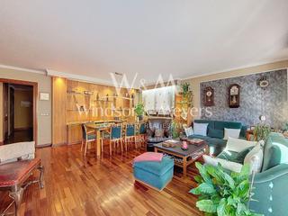 Appartement  Avinguda verge de canòlich 8-10. Piso amplio y elegante con terrazas