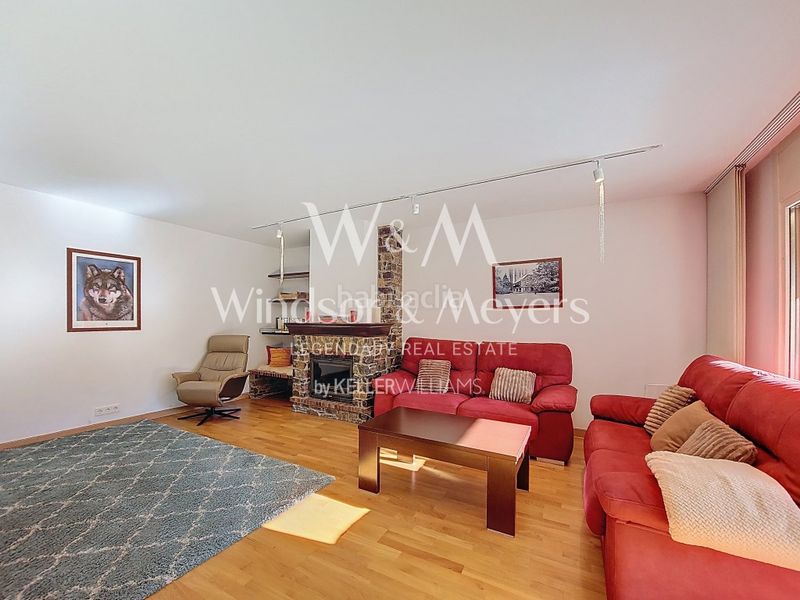 Foto 2164fc91-5a61-4c16-b9cd-ae1aee421c01. Piso en cg-3 increíble oportunidad en exclusiva piso en venta en el centro del pueblo en La Massana