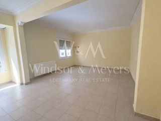 Pis  Carrer dr. nequi, 2-4 2-4. Venta de piso en centro de andorra la vella