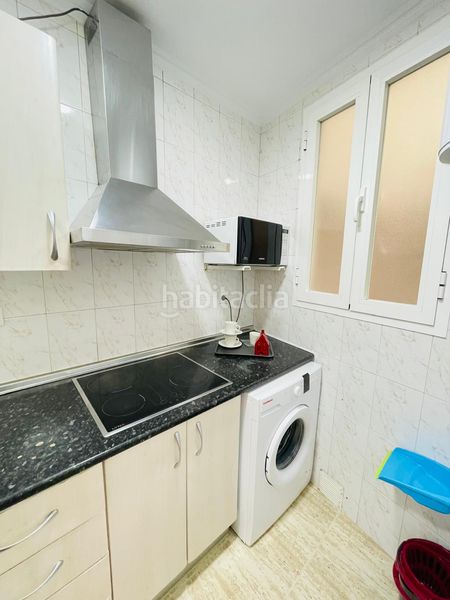 Foto f2e10fdd-64ed-428e-ac45-496add11ce0e. Rent flat in Centro Histórico Málaga