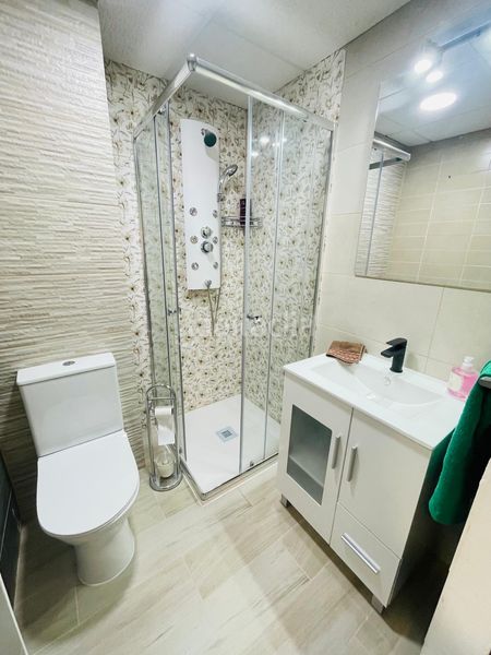 Foto 3a2fc9dc-ca16-4870-8d3d-a140efab3633. Rent flat in Gibralfaro Málaga