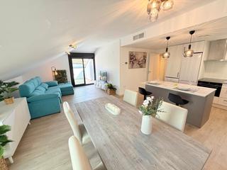 Location Attique à Puerto Deportivo. Atico 3 dormitorios 2 baños  con aparcamiento y trastero