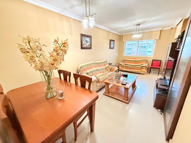 Foto 1bd29b1e-a1ef-48f0-a979-d7fd7ef9ef06. Alquiler piso tetainos en El Consul - Ciudad Universitaria - El Romeral Málaga