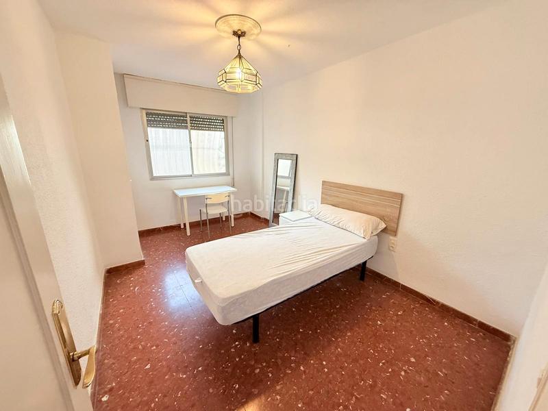 Foto 2540f012-ae54-4802-8add-170e506aade2. Rent flat in Cristo de la Epidemia Málaga