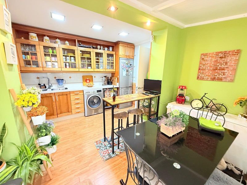 Foto f7fe7f7c-9881-46b0-8e19-267b74831e54. Flat with parking in Cristo de la Epidemia Málaga