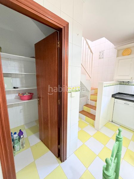 Foto d27c803e-fe6f-4086-a97e-635a57b4c2ff. Lloguer pis a Benajarafe